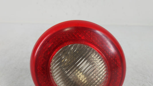 2010 Chevrolet Hhr Tail Light Assembly Passenger Right OEM P/N:25823015 15875484 Fits Fits 2006 2007 2008 2009 2011 OEM Used Auto Parts