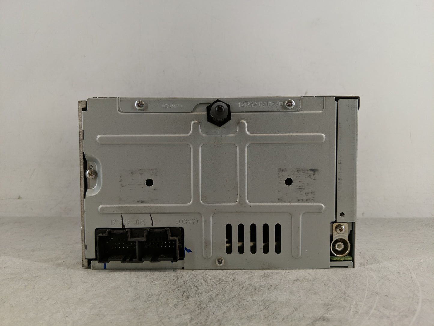 2009-2010 Chevrolet Impala Radio AM FM Cd Player Receiver Replacement P/N:20914861 Fits Fits 2009 2010 OEM Used Auto Parts -