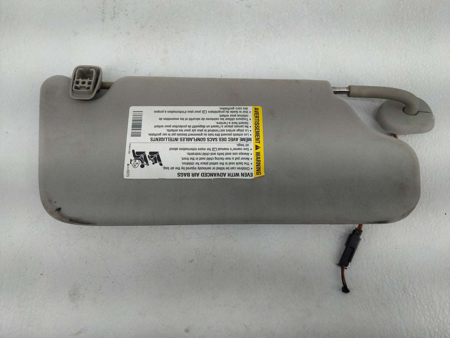 2006-2016 Chevrolet Impala Sun Visor Shade Replacement Driver Left Mirror Fits OEM Used Auto Parts - Oemusedautoparts1.com