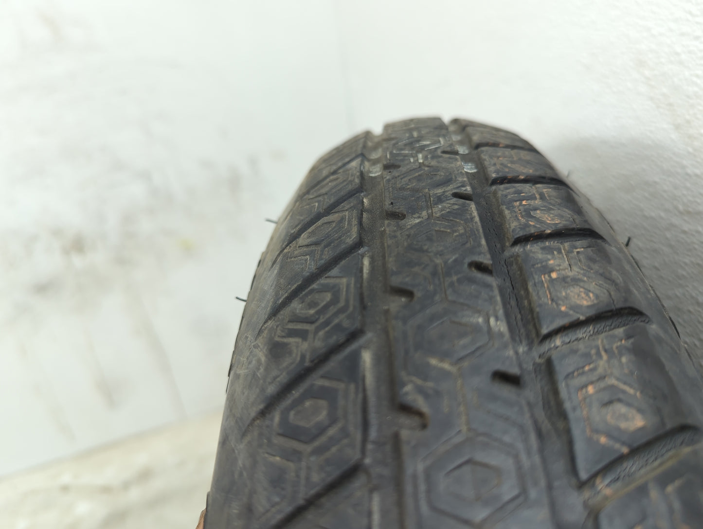 2000-2016 Chevrolet Impala Spare Donut Tire Wheel Rim Oem 1317757 - Oemusedautoparts1.com