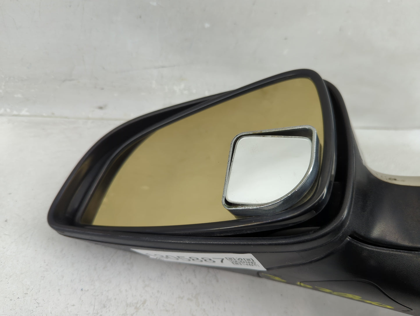 2008-2010 Chevrolet Malibu Driver Side View Mirror - Left Door Mirror OEM Used - Oemusedautoparts1.com