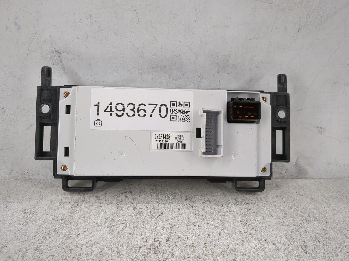 2008-2012 Chevrolet Malibu Climate Control Module Temperature AC/Heater Replacement P/N:28251428 20923130 Fits OEM Used Auto