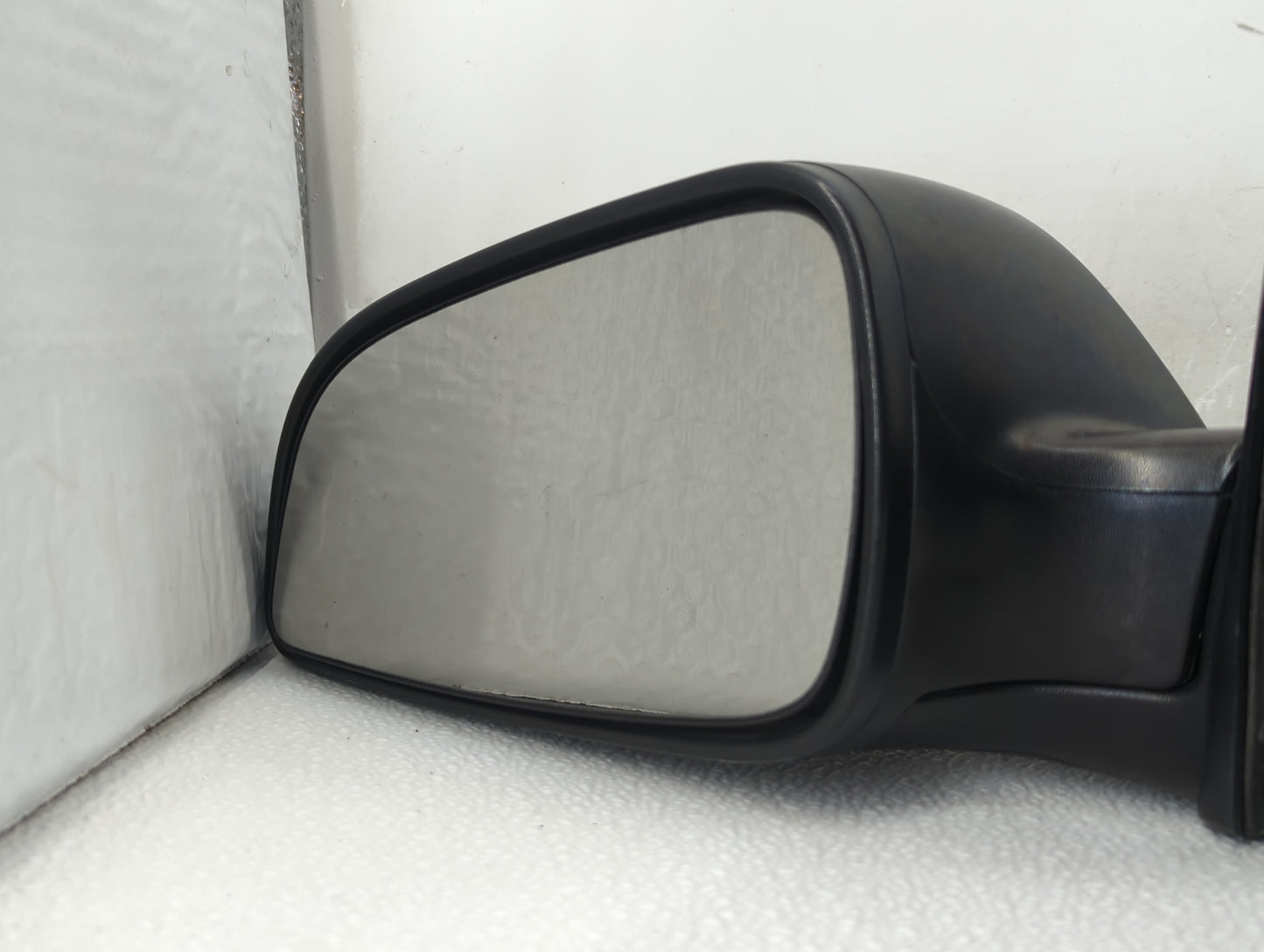 2008-2012 Chevrolet Malibu Driver Side View Mirror - Left Door Mirror OEM Used - Oemusedautoparts1.com