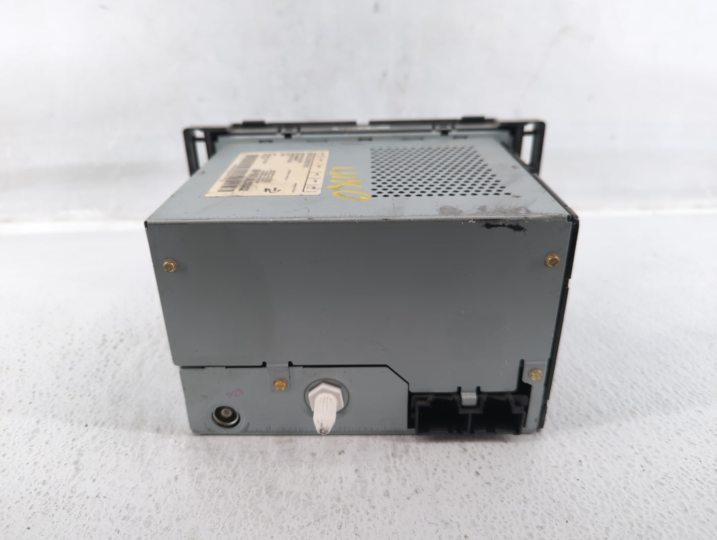 2009-2012 Chevrolet Malibu Am Fm Cd Player Radio Receiver - Oemusedautoparts1.com