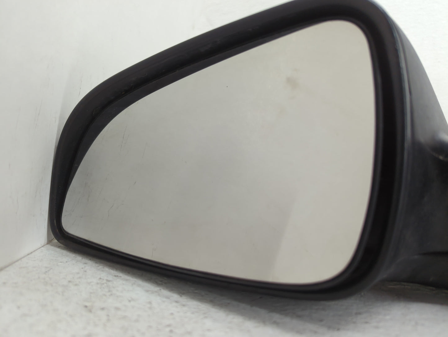 2008-2012 Chevrolet Malibu Driver Side View Mirror - Left Door Mirror OEM Used - Oemusedautoparts1.com