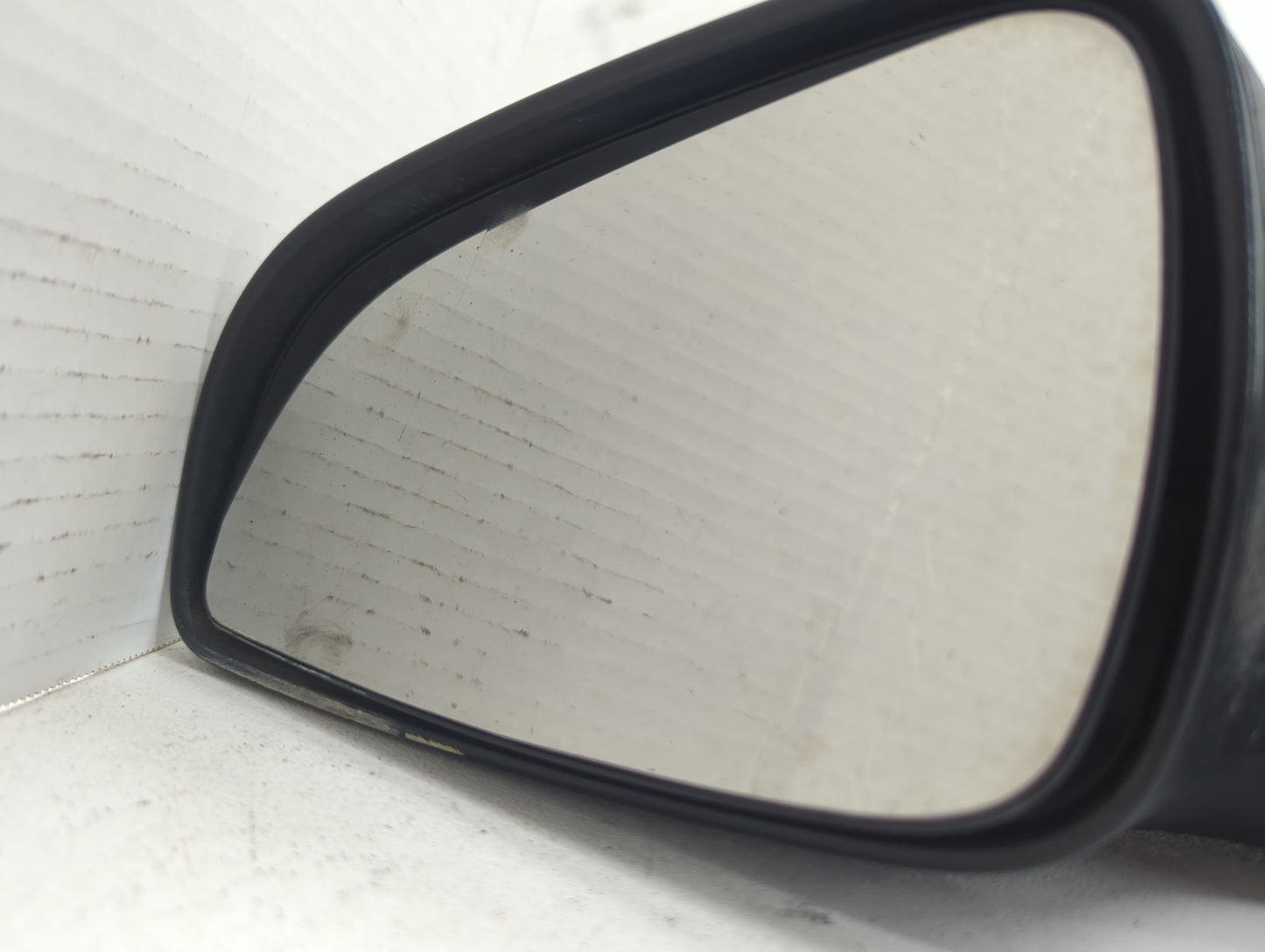 2008-2012 Chevrolet Malibu Driver Side View Mirror - Left Door Mirror OEM Used - Oemusedautoparts1.com