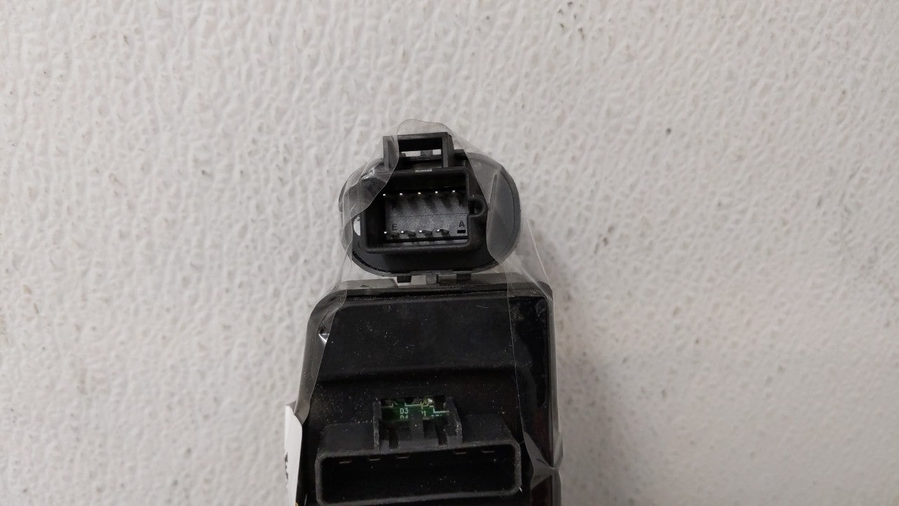 2010-2011 Chevrolet Malibu Master Power Window Switch Replacement Driver Side Left P/N:20952785 25993395 Fits Fits 2010 2011