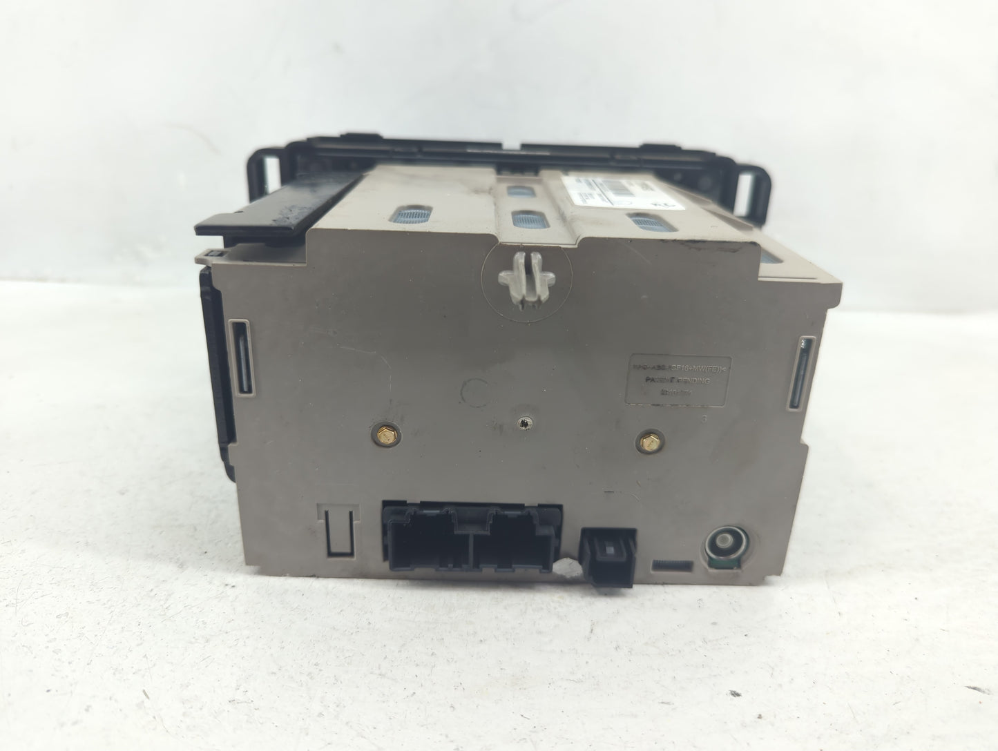 2010-2013 Chevrolet Silverado 1500 Radio AM FM Cd Player Receiver Replacement P/N:20934593 Fits OEM Used Auto Parts - Oemuse