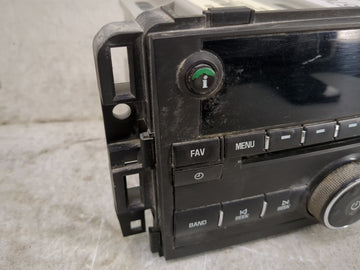 2010-2014 Chevrolet Suburban 1500 Radio AM FM Cd Player Receiver Replacement P/N:20918430 28246869 Fits OEM Used Auto Parts