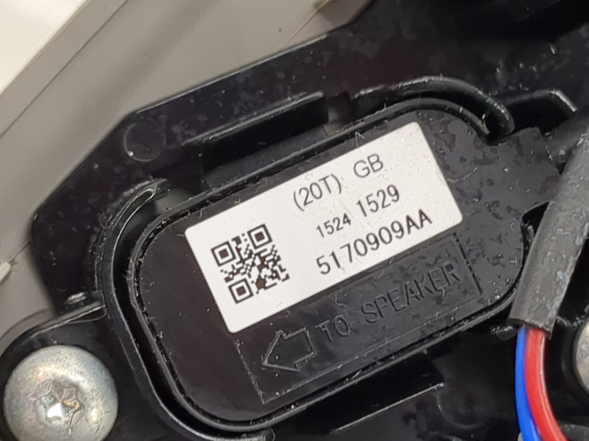 Chevrolet Traverse Overhead Roof Console Gray 1492644 - Oemusedautoparts1.com