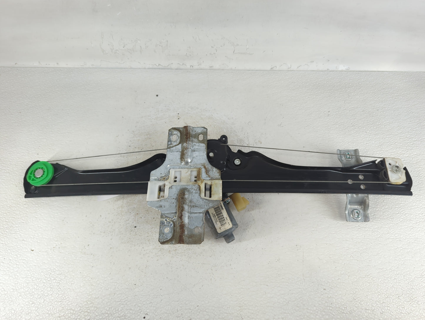 Chevrolet Traverse Used Window Regulator Passenger Front 700911 - Oemusedautoparts1.com