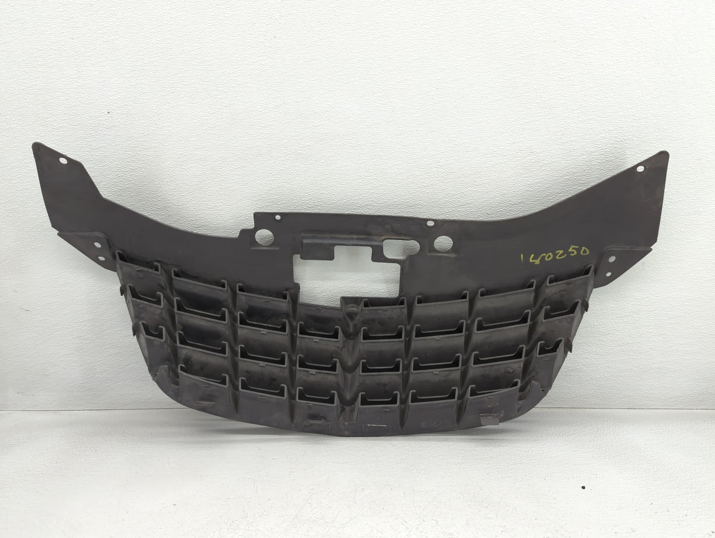 2007-2010 Chrysler Sebring Front Grille Bumper Not Included - Oemusedautoparts1.com