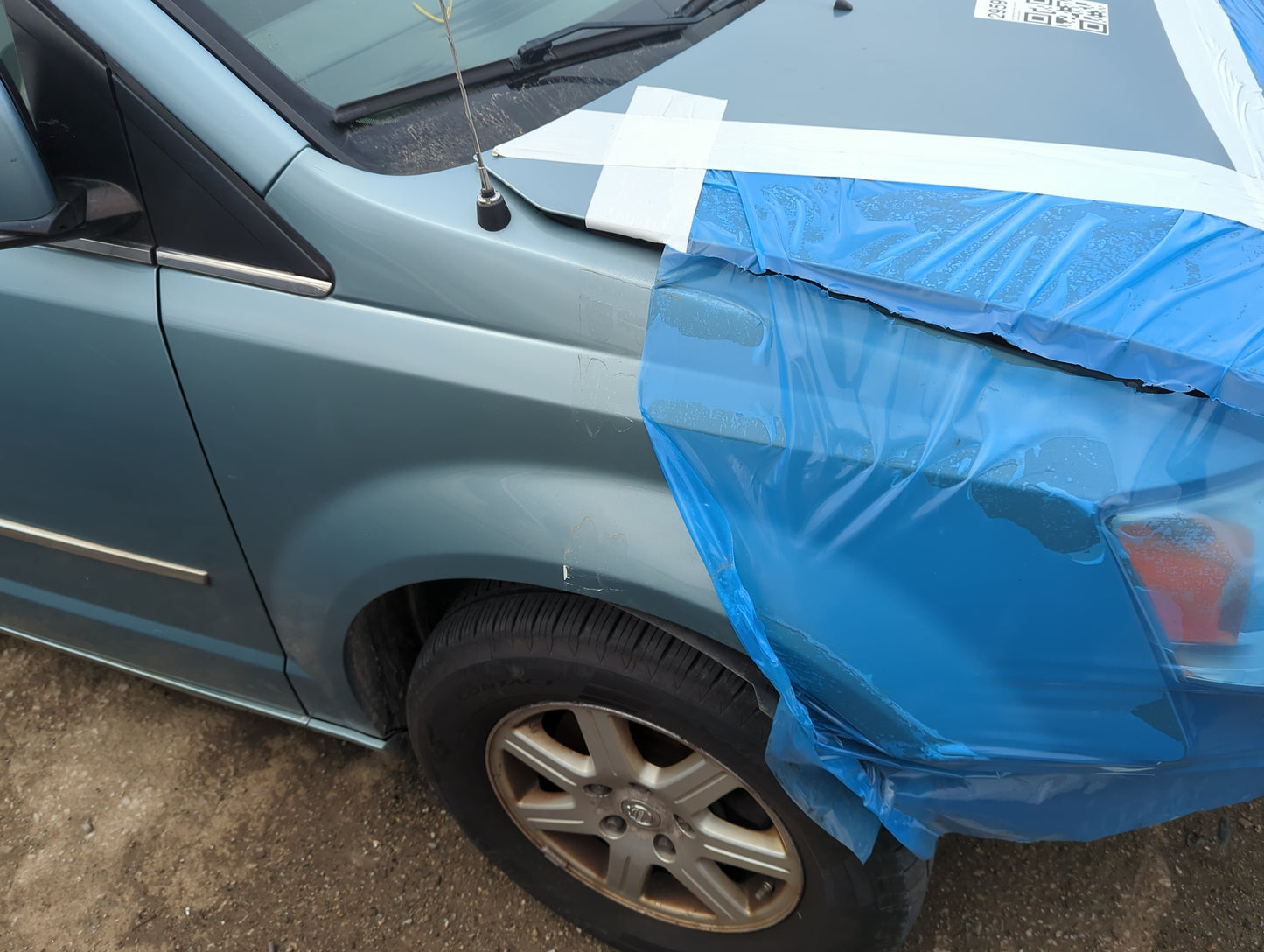 2008-2016 Chrysler Town & Country Passenger Fender - Oemusedautoparts1.com