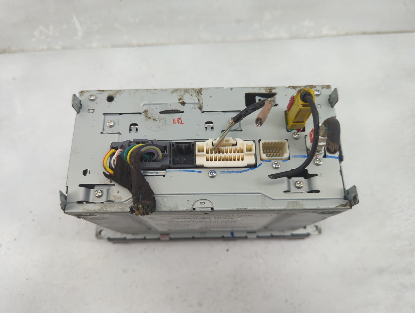 2008-2011 Chrysler Town & Country Radio AM FM Cd Player Receiver Replacement P/N:P05064678AH Fits Fits 2008 2009 2010 2011 2