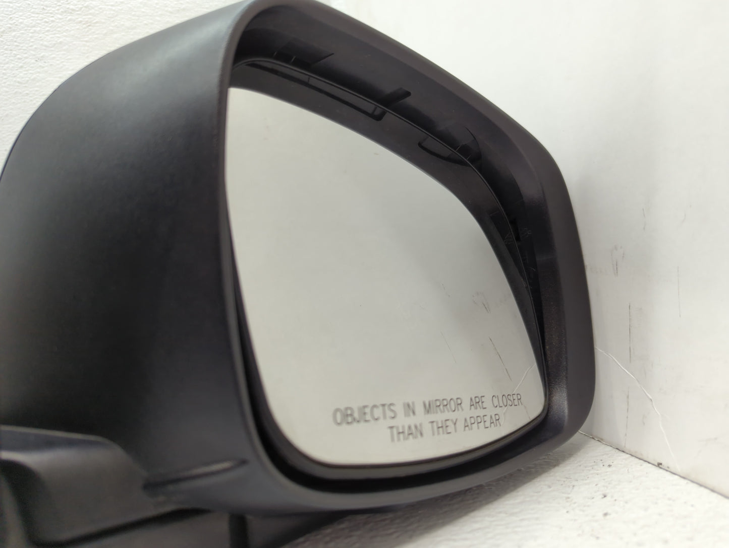 2008-2010 Chrysler Town & Country Passenger Side View Mirror - Right Door Mirror OEM Used - Oemusedautoparts1.com
