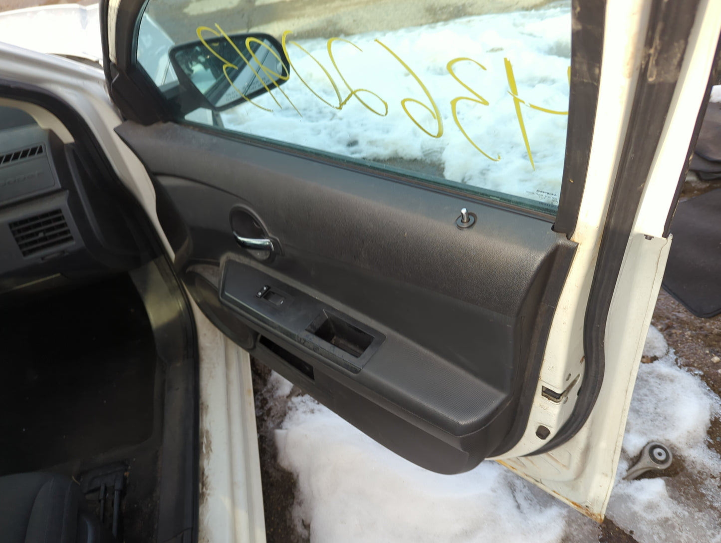 2010 Dodge Avenger Front Right Passenger Interior Door Panel Trim - Oemusedautoparts1.com
