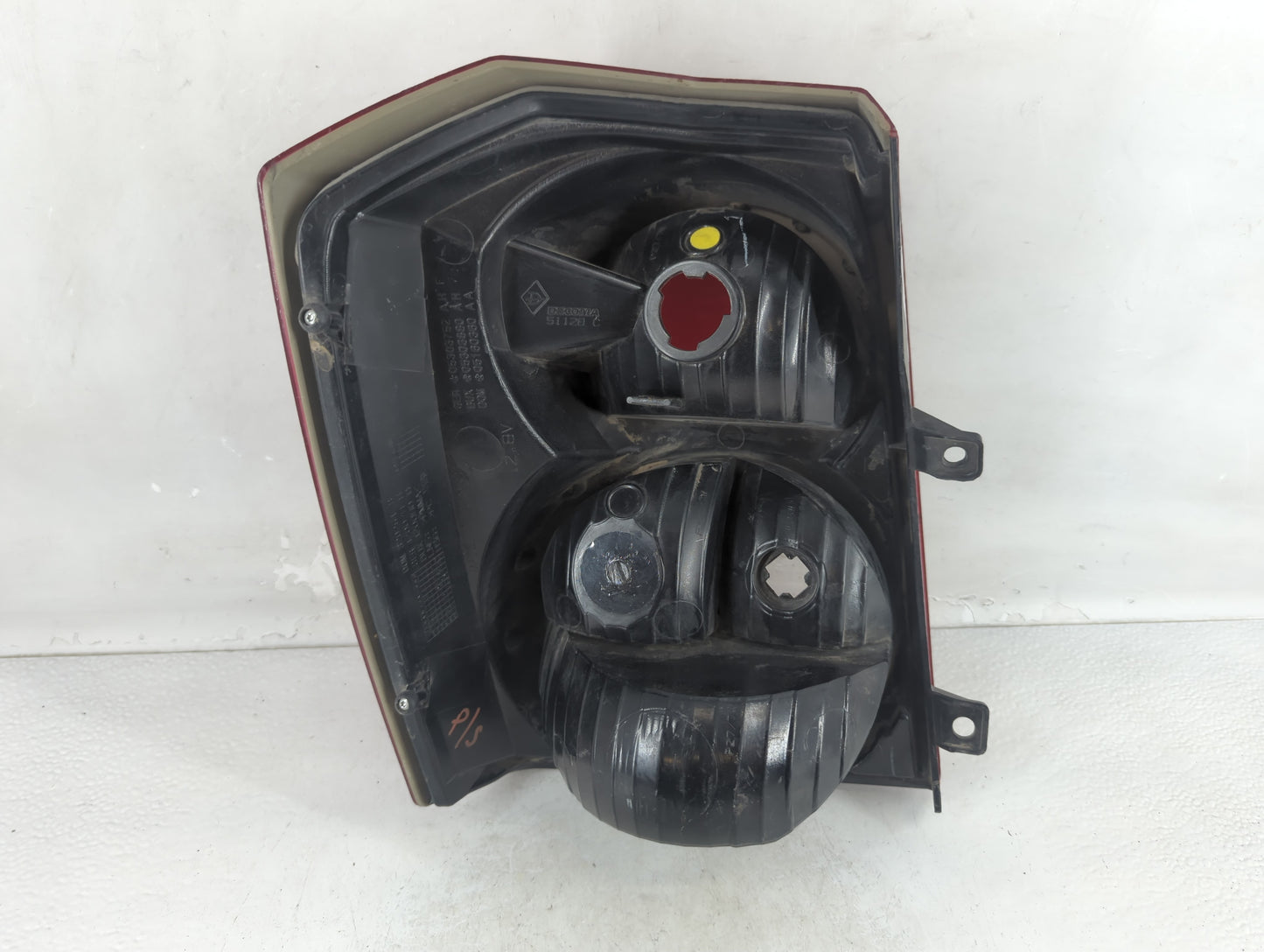 2008-2012 Dodge Caliber Tail Light Assembly Driver Left OEM P/N:320264 Fits Fits 2008 2009 2010 2011 2012 OEM Used Auto Part