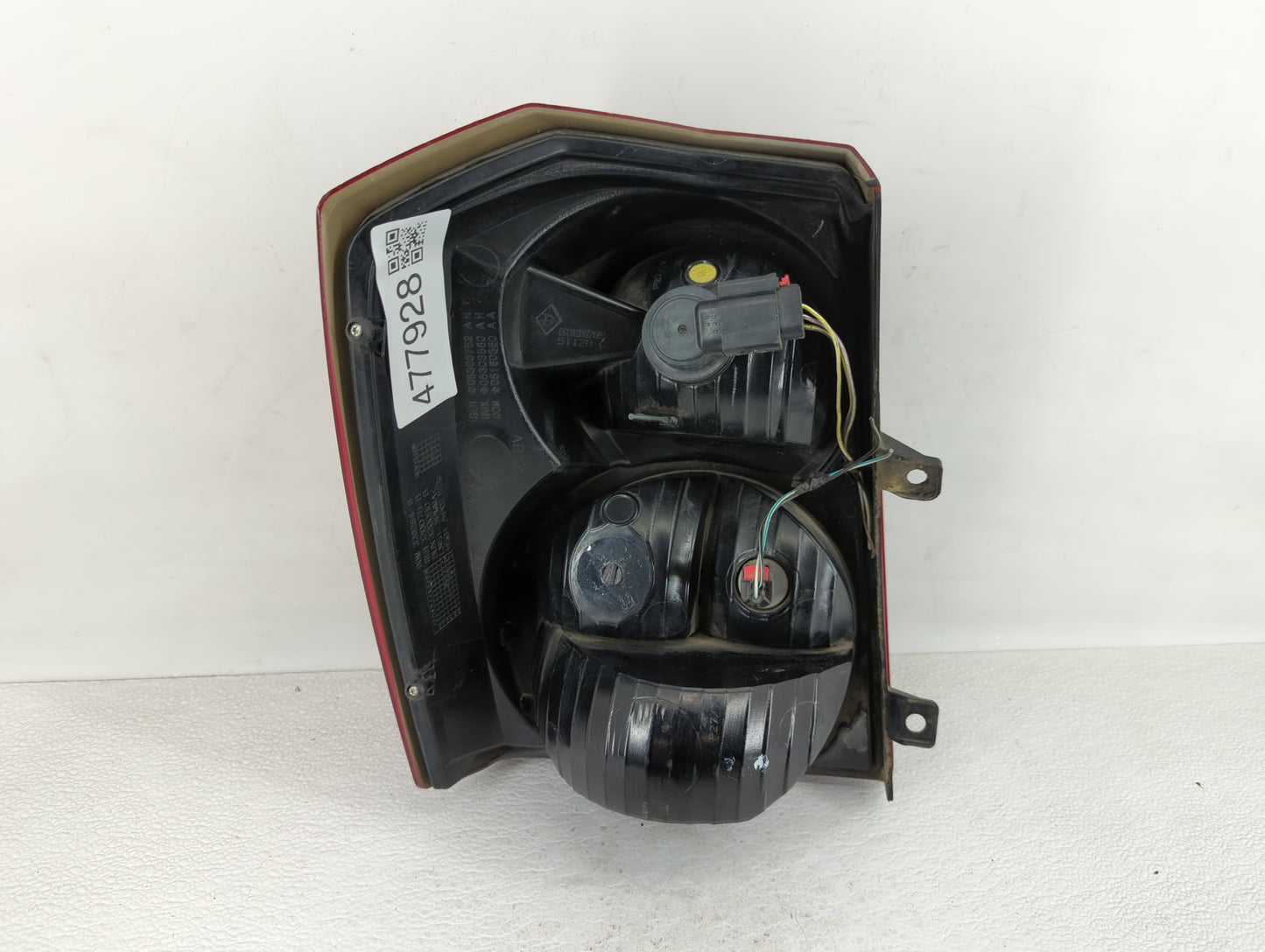 2008-2012 Dodge Caliber Tail Light Assembly Passenger Right OEM P/N:05303752AH 05303880AH Fits Fits 2008 2009 2010 2011 2012