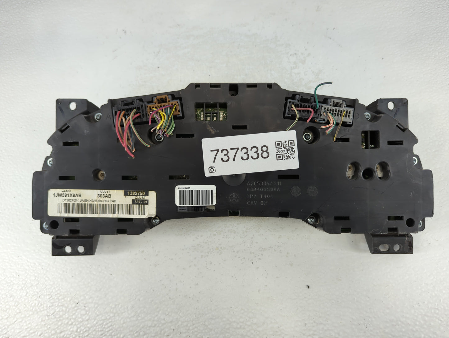 2010 Dodge Caliber Instrument Cluster Speedometer Gauges P/N:P68036303AB Fits OEM Used Auto Parts - Oemusedautoparts1.com