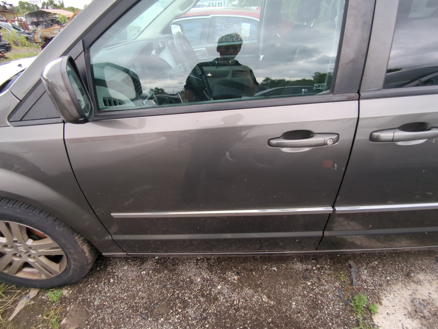 2008-2020 Dodge Grand Caravan Driver Front Door Oem - Oemusedautoparts1.com