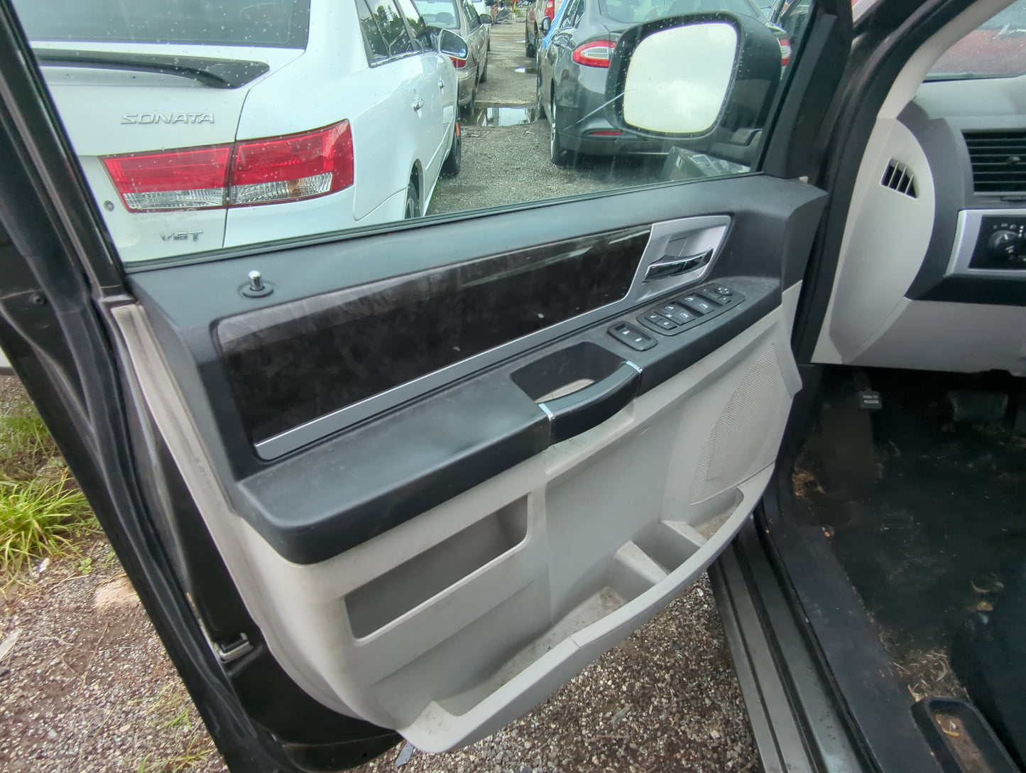 2010 Dodge Grand Caravan Front Left Driver Interior Door Panel Trim - Oemusedautoparts1.com