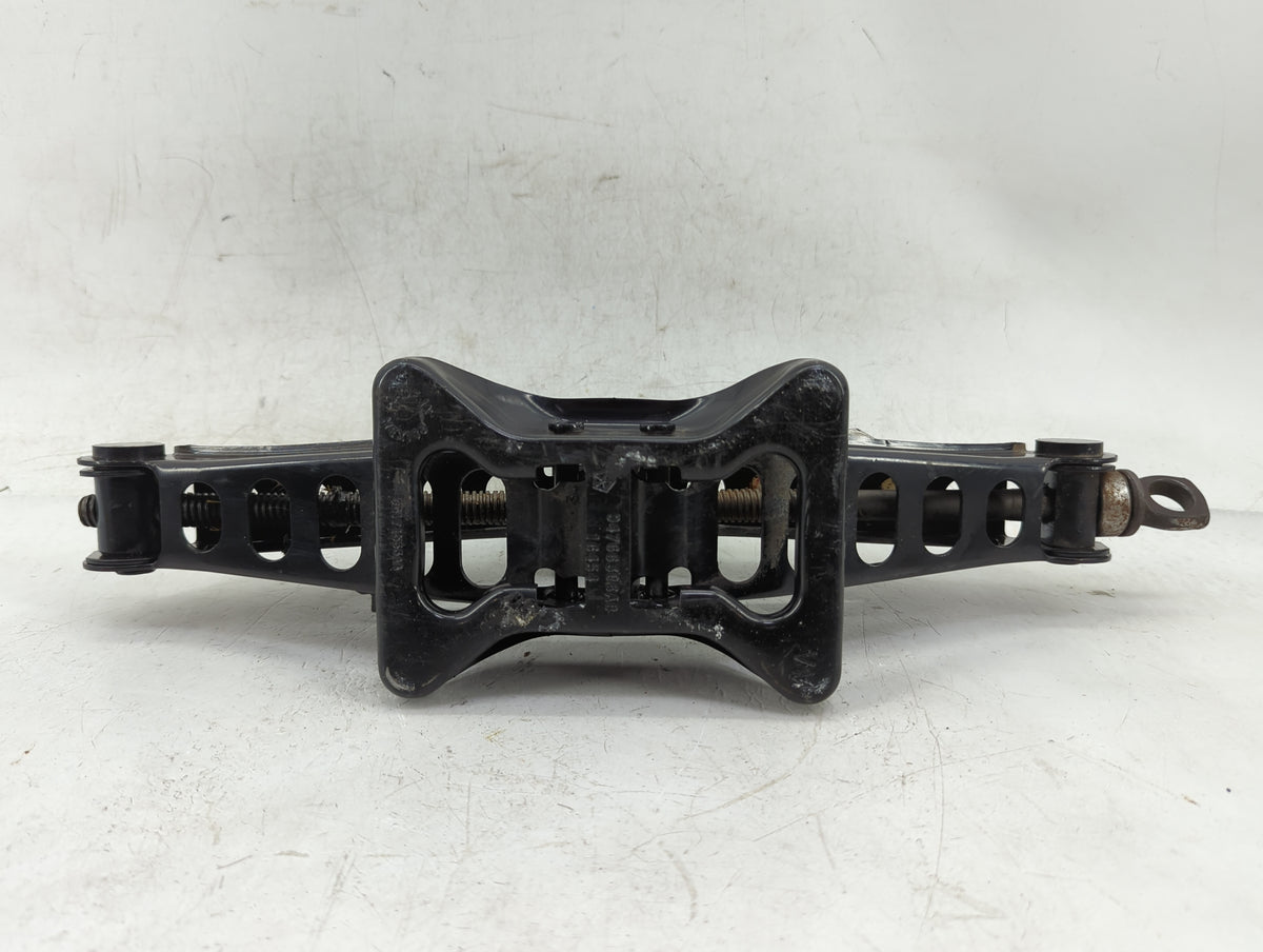 Dodge Journey Spare Scissor Car Jack 1260703 - Oemusedautoparts1.com