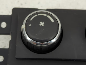 2009-2011 Dodge Journey Climate Control Module Temperature AC/Heater Replacement Fits Fits 2008 2009 2010 2011 OEM Used Auto Parts