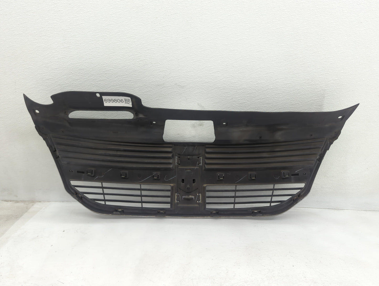 2010 Dodge Journey Front Bumper Grille Cover - Oemusedautoparts1.com