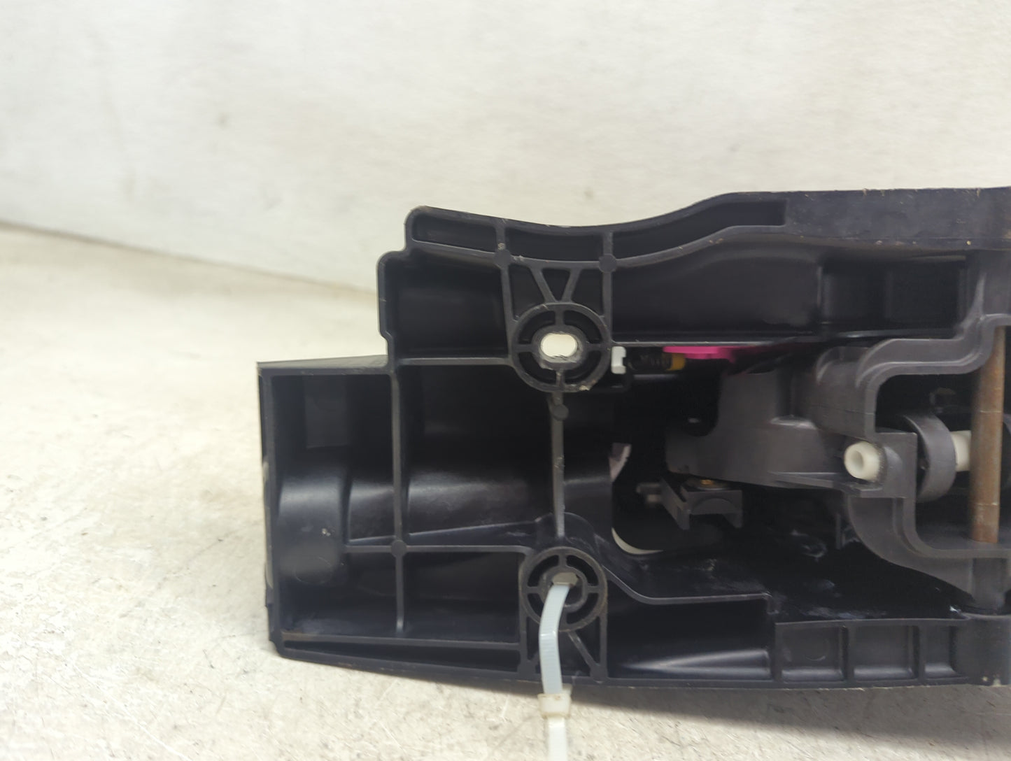 2010 Dodge Nitro Floor Console Assembly Shifter - Oemusedautoparts1.com