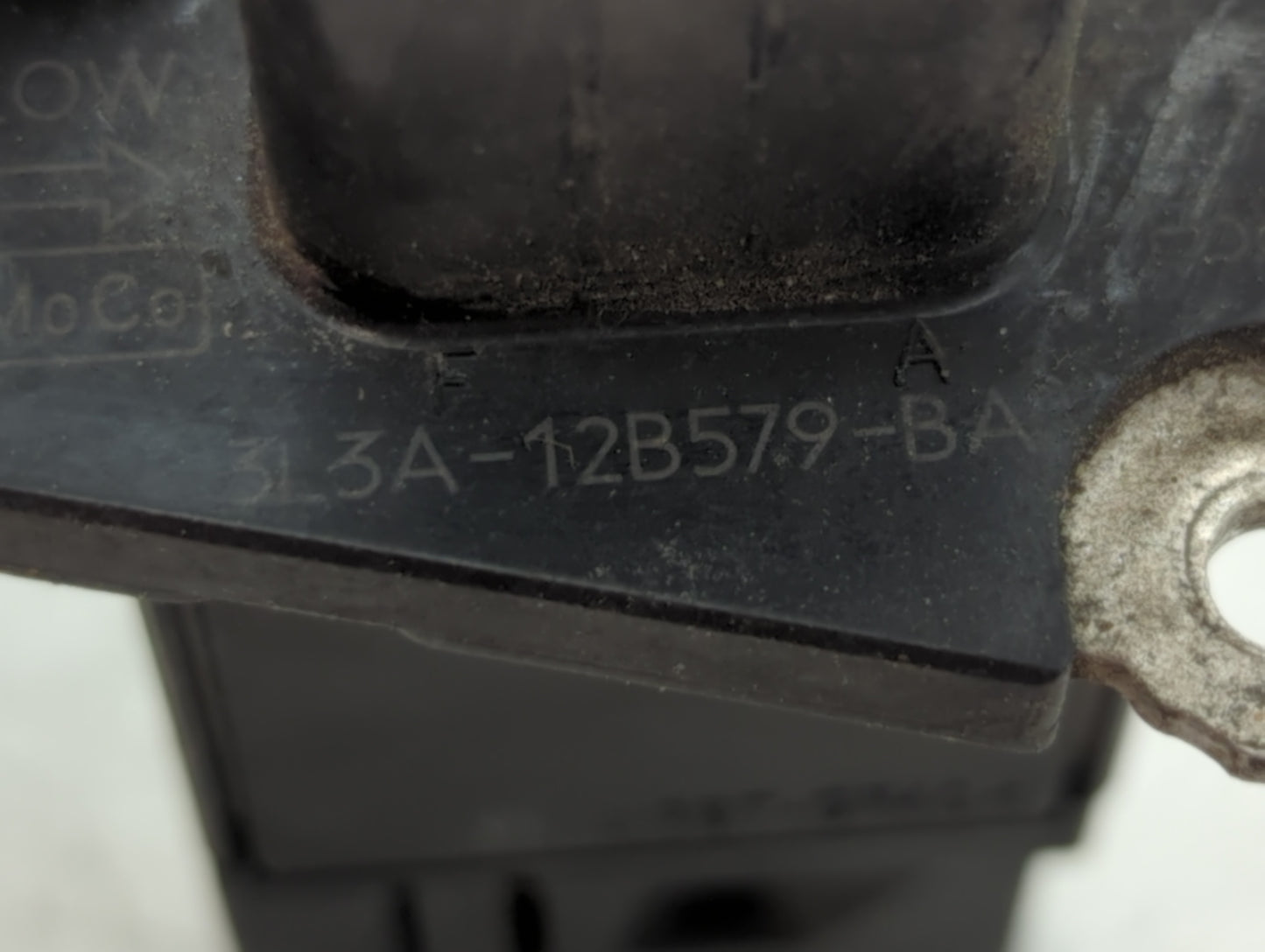 2004-2011 Ford Crown Victoria Mass Air Flow Meter Maf Sensor 634762 - Oemusedautoparts1.com