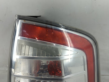 2009-2010 Ford Edge Tail Light Assembly Passenger Right OEM P/N:9T43-13B504-B Fits Fits 2009 2010 OEM Used Auto Parts