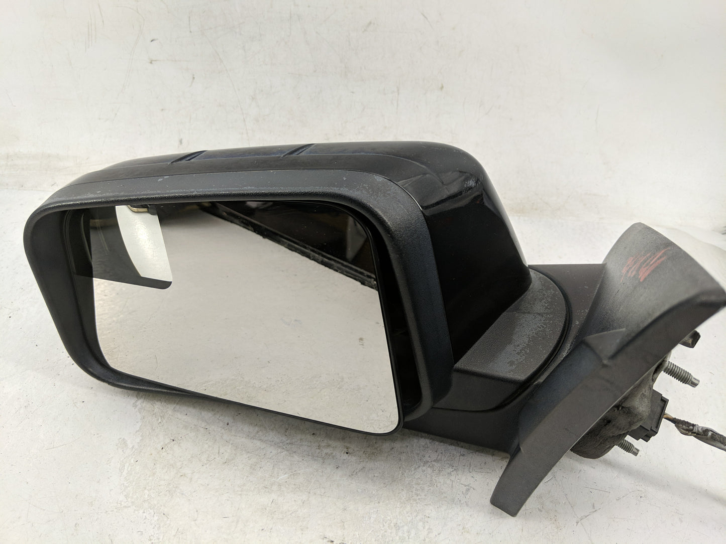 2009-2010 Ford Edge Driver Side View Mirror - Left Door Mirror OEM Used - Oemusedautoparts1.com