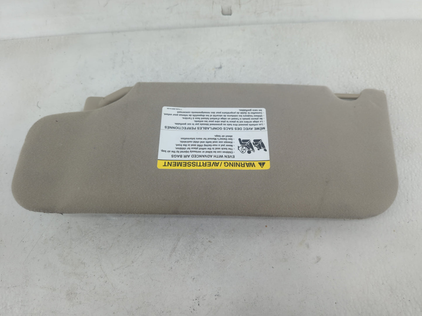 2007-2010 Ford Edge Sun Visor Shade Replacement Passenger Right Mirror Fits Fits 2007 2008 2009 2010 OEM Used Auto Parts - O