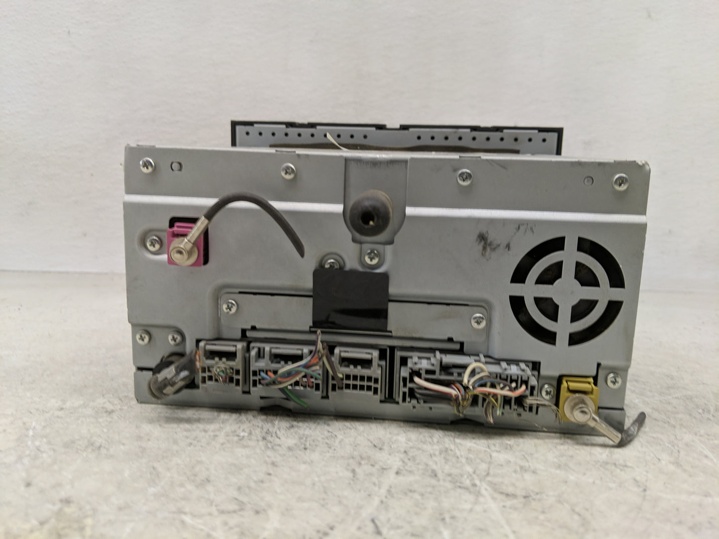 2010 Ford Escape Radio AM FM Cd Player Receiver Replacement P/N:AL8T 18K931 AE Fits OEM Used Auto Parts - Oemusedautoparts1.