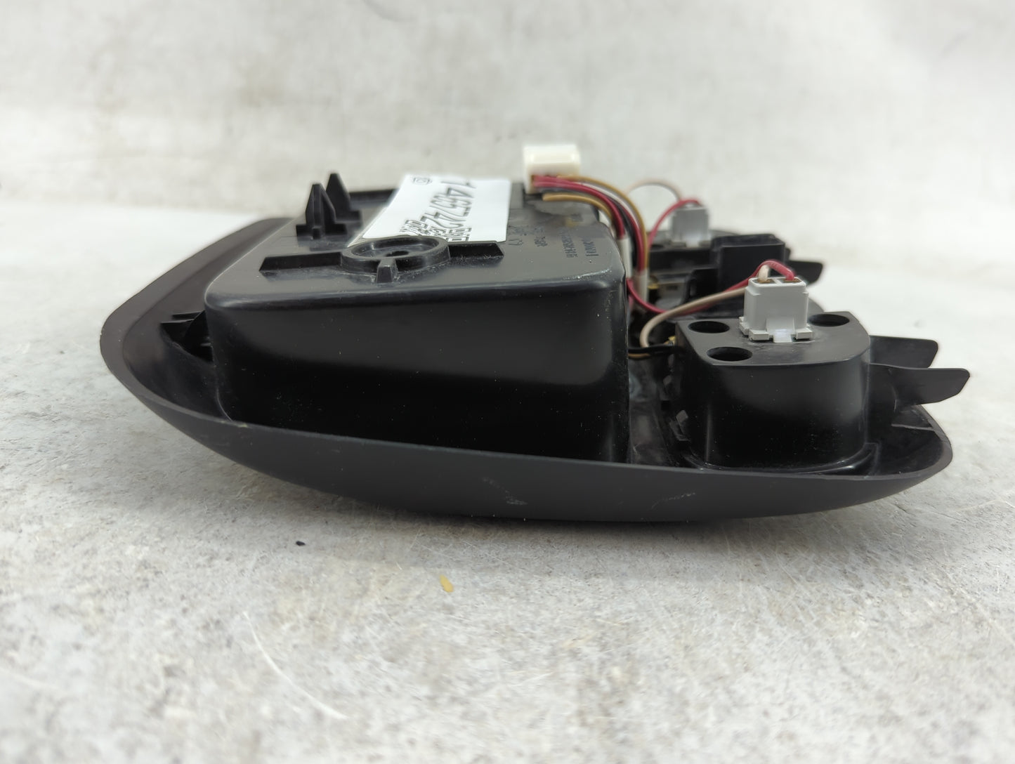 2010 Ford Escape Overhead Roof Console 1465742 - Oemusedautoparts1.com