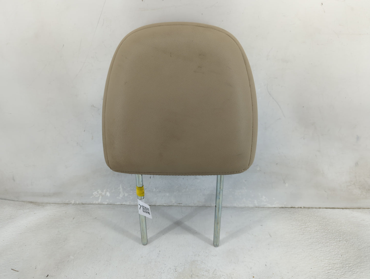 2009-2012 Ford Escape Headrest Head Rest Front Driver Seat Beige 1466917 - Oemusedautoparts1.com