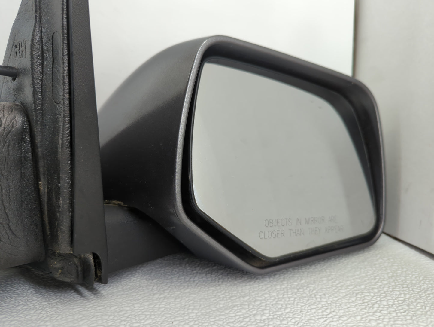 2008-2009 Ford Escape Passenger Side View Mirror - Right Door Mirror OEM Used - Oemusedautoparts1.com