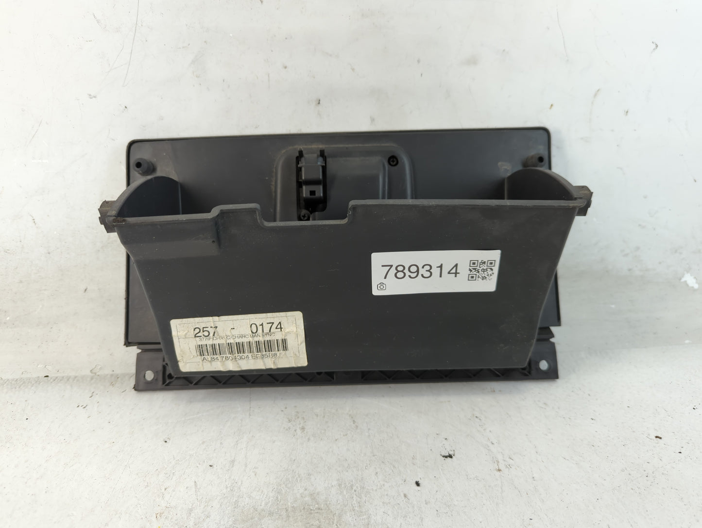 2010 Ford Escape Passenger Glove Box Door Storage Compartment - Oemusedautoparts1.com