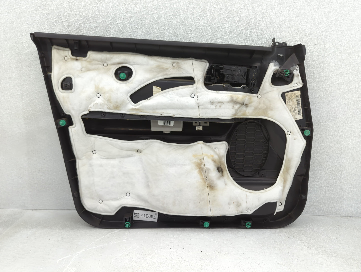 2010 Ford Escape Front Right Passenger Interior Door Panel Trim - Oemusedautoparts1.com