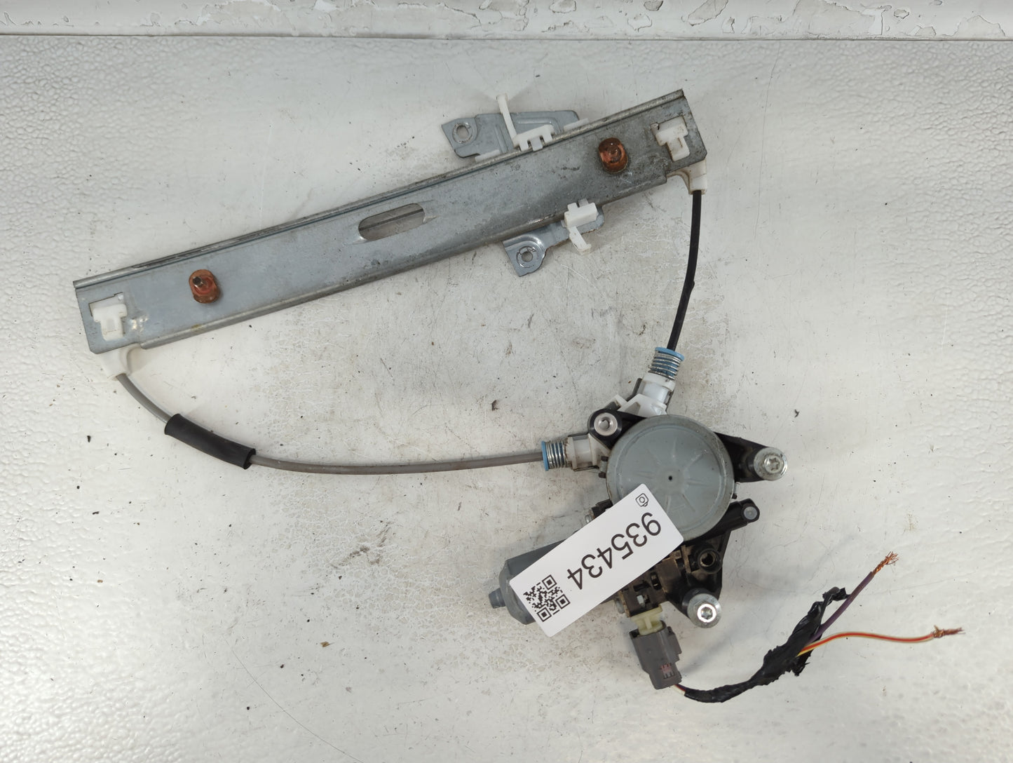 2008-2012 Ford Escape Used Window Regulator Right Passenger Rear - Oemusedautoparts1.com