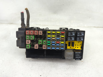 2002-2010 Ford Explorer Fusebox Fuse Box Panel Relay Module P/N:2L5T-14A075-AA 5C3T-14B192-AA Fits OEM Used Auto Parts