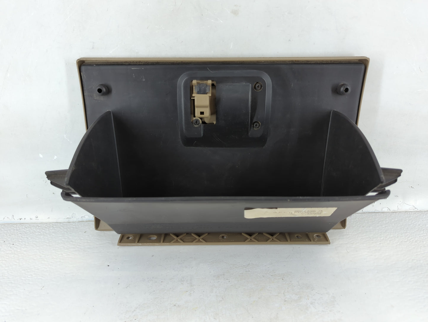 2010 Ford Explorer Passenger Glove Box Door Storage Compartment - Oemusedautoparts1.com