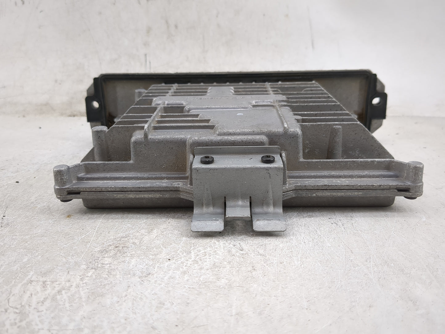 2009-2010 Ford F-350 Super Duty PCM Engine Control Computer ECU ECM PCU OEM P/N:8C3A-12A650-EBG Fits Fits 2009 2010 OEM Used