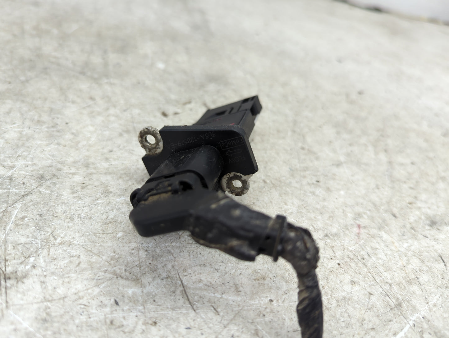 Ford F150 Mass Air Flow Meter Maf 1487587 - Oemusedautoparts1.com