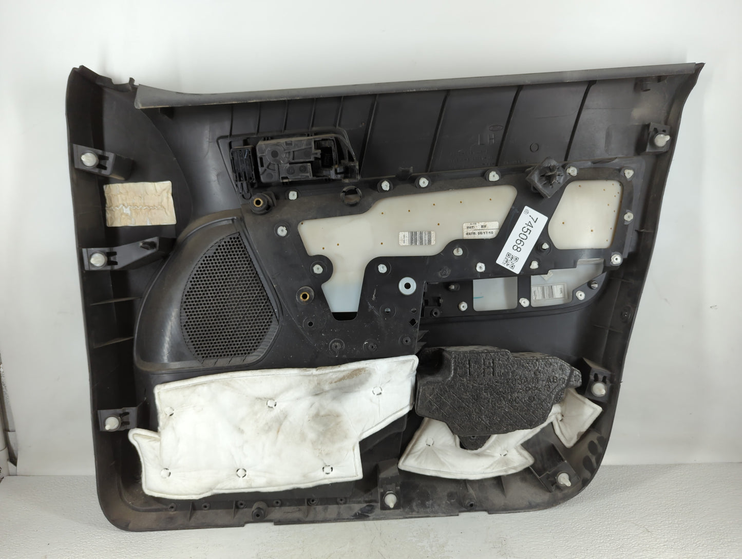2010 Ford Focus Front Left Driver Interior Door Panel Trim - Oemusedautoparts1.com