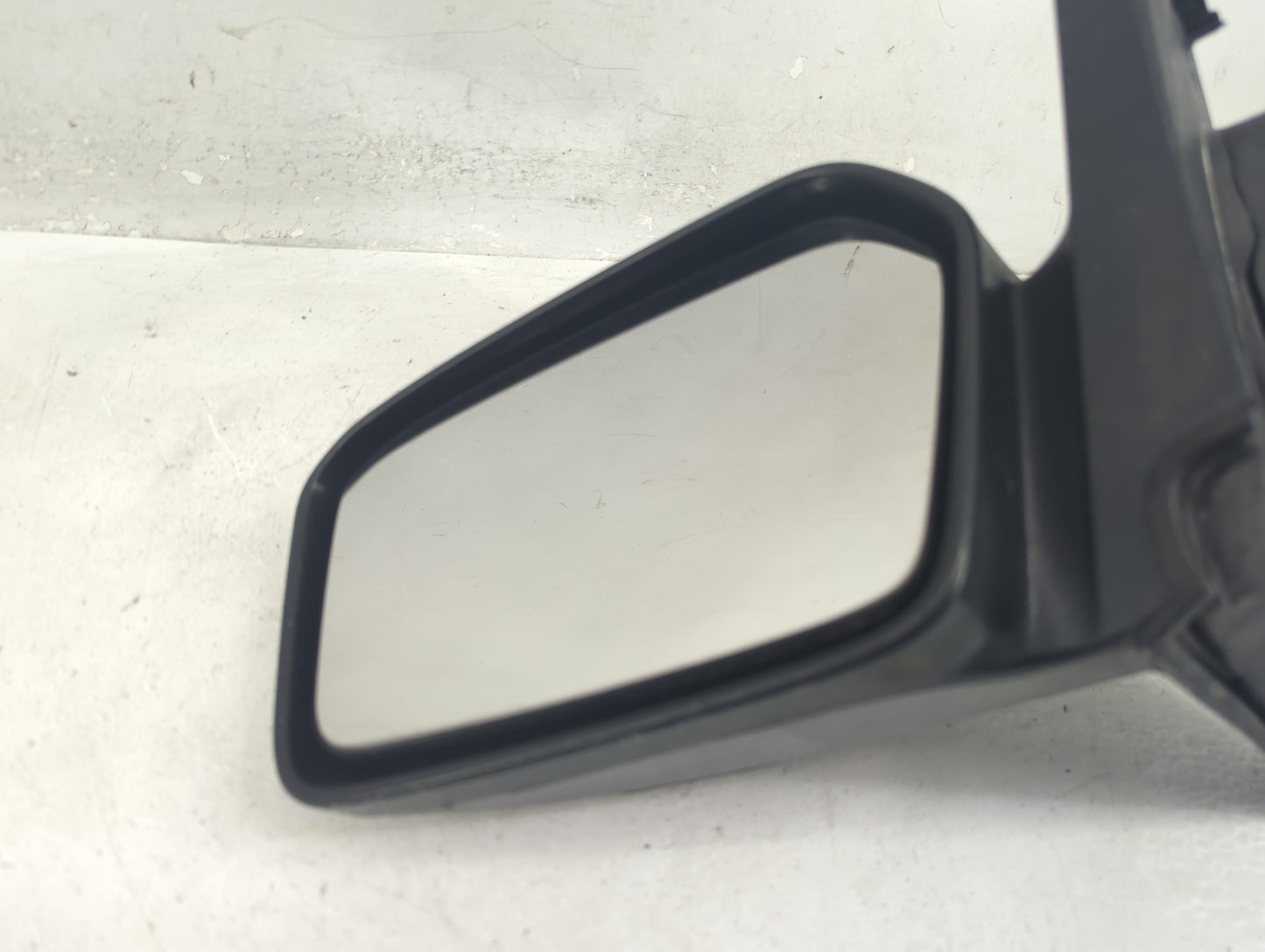 2006-2010 Ford Fusion Driver Side View Mirror - Left Door Mirror OEM Used - Oemusedautoparts1.com
