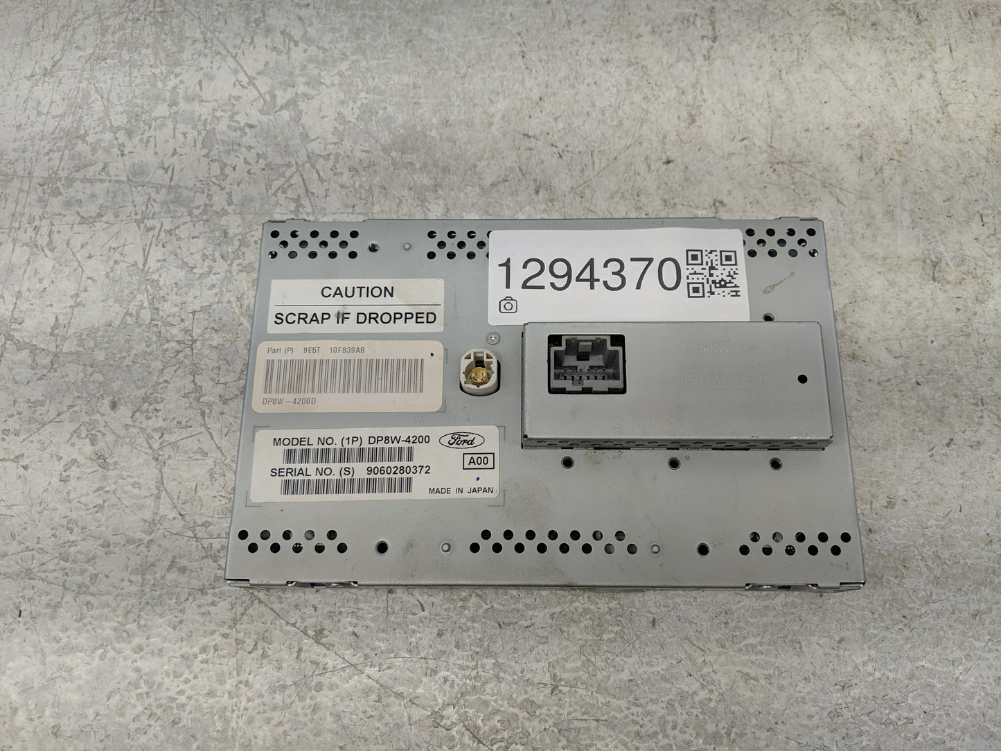 2010-2010 Ford Fusion Information Display Screen - Oemusedautoparts1.com