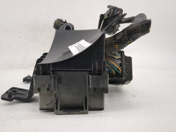 2010-2012 Ford Fusion Fusebox Fuse Box Panel Relay Module P/N:BE5T14290E Fits Fits 2010 2011 2012 OEM Used Auto Parts