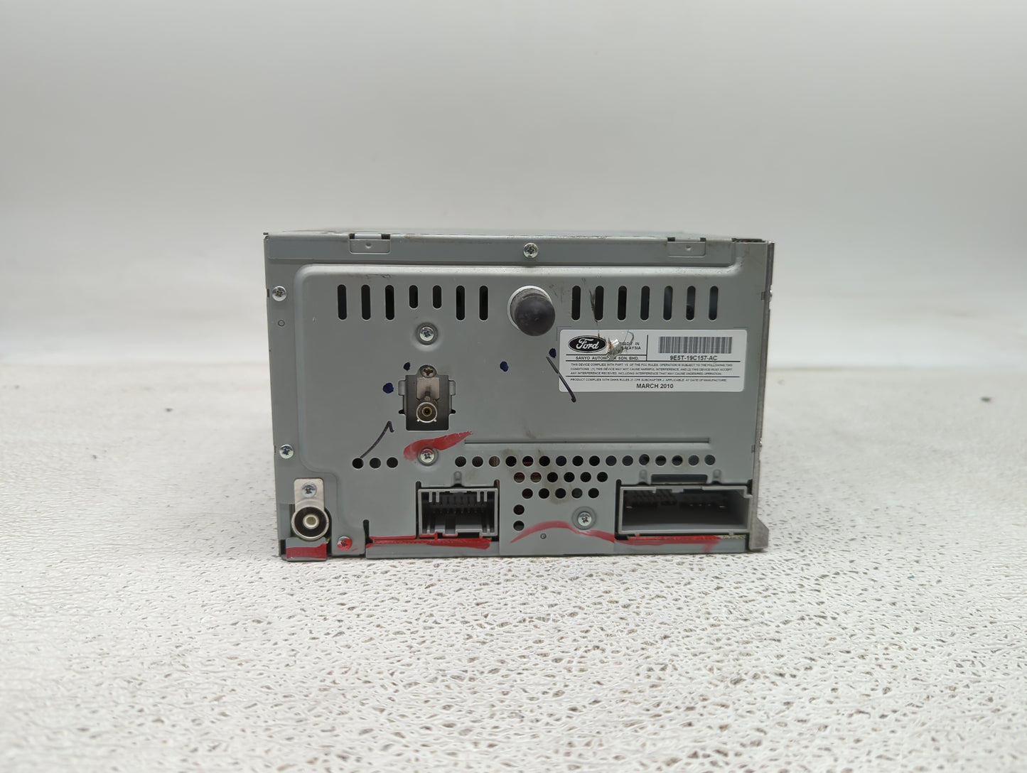 2010 Ford Fusion Radio AM FM Cd Player Receiver Replacement P/N:9E5T-19C157-AC Fits OEM Used Auto Parts - Oemusedautoparts1.