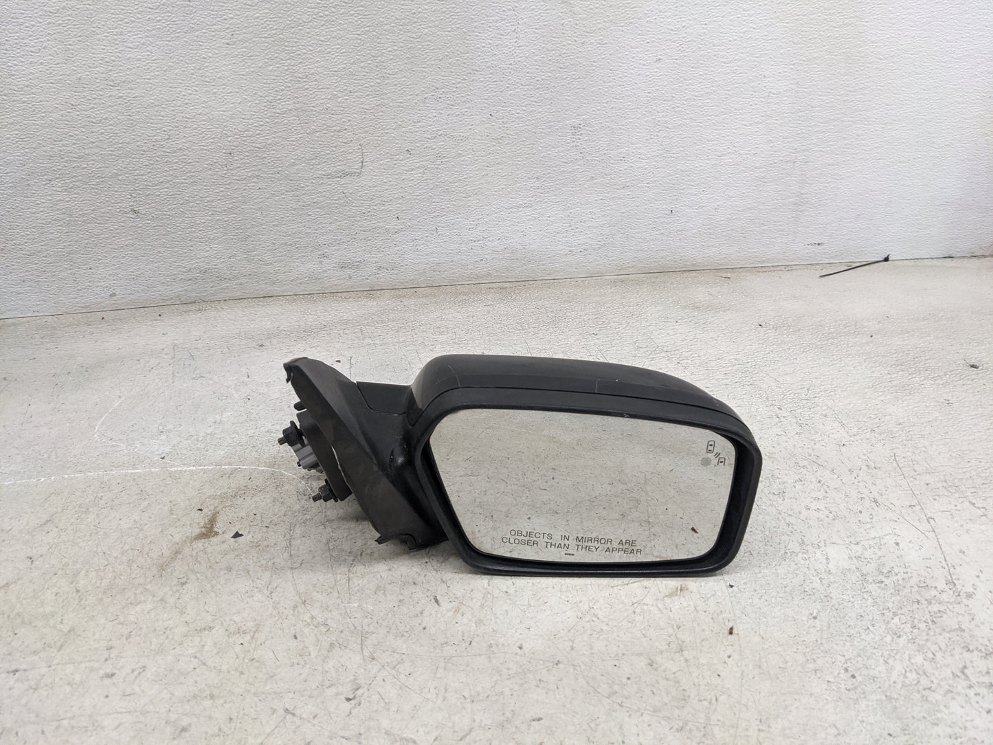 2010 Ford Fusion Passenger Side View Mirror - Right Door Mirror OEM Used - Oemusedautoparts1.com
